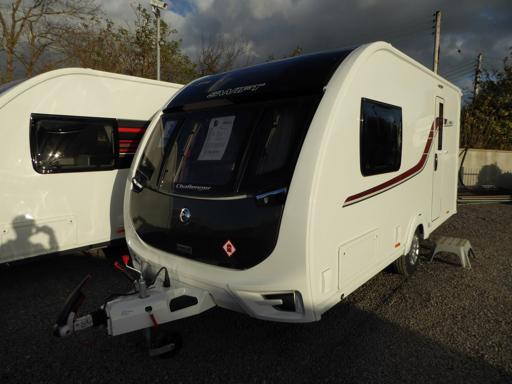 2017 Swift Challenger 480 Alde New Carvans Highbridge Caravan Centre Ltd. 2017 Swift Challenger 480 Alde New Carvans Highbridge Caravan Centre Ltd.